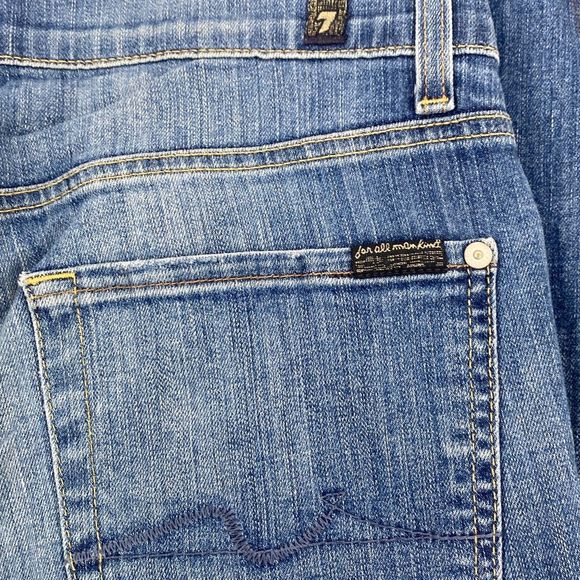 Women's Blue Jeans - Picture 12 of 16